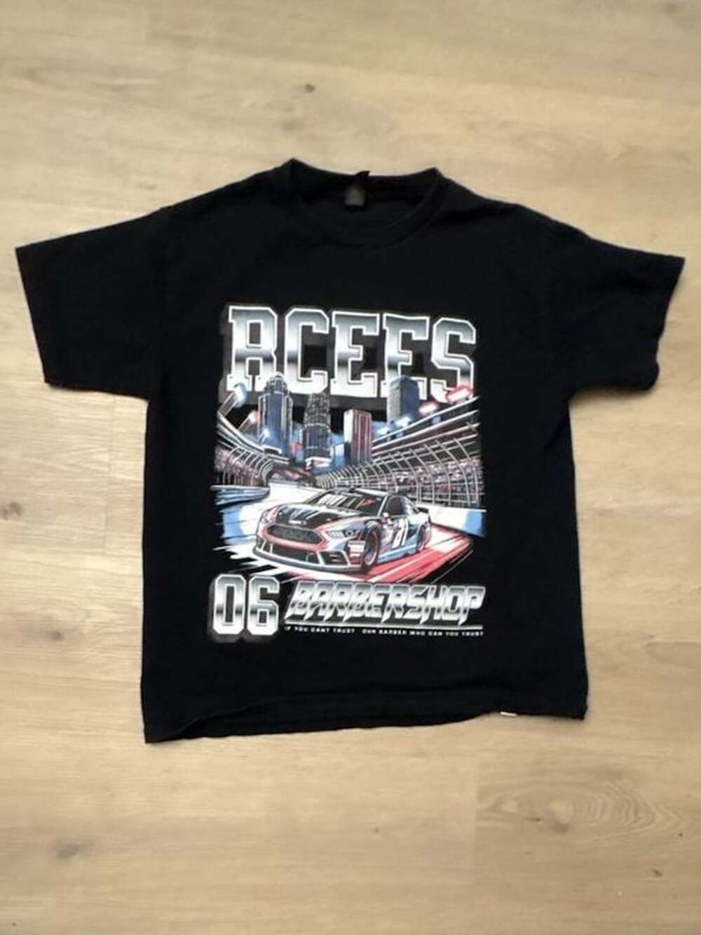 Gildan Ultra Cotton Black Racing Graphic T-Shirt Youth Large Women’s Small